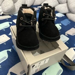 BRAND NEW NEUMEL UGGS